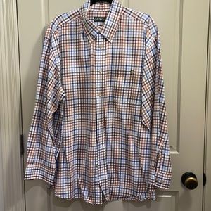 Orvis Men’s button down long sleeve shirt. XXL, Classic fit. 100% cotton.